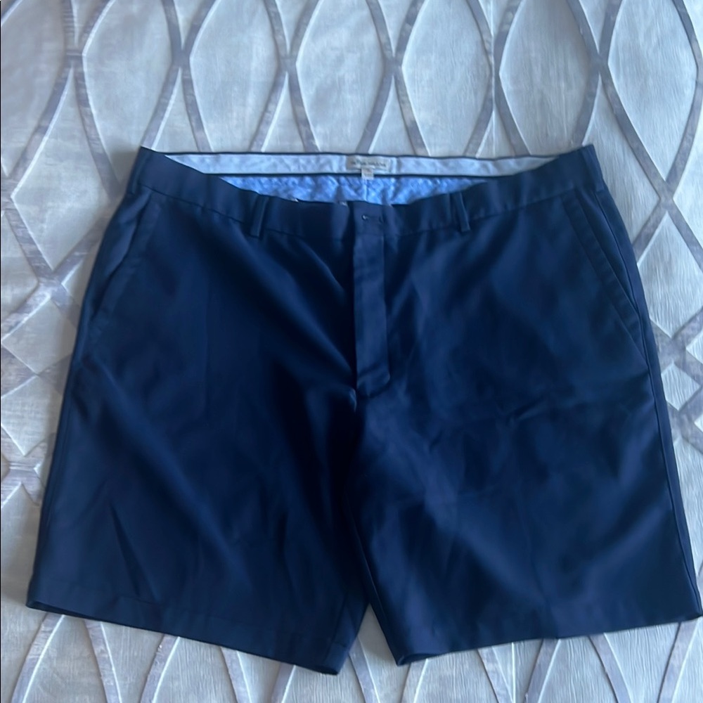 Peter Miller Men's Navy Shorts Size 40